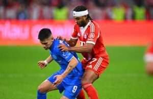 O extremo argentino Echeverri deixou o Bayer Leverkusen e regressou ao Manchester City