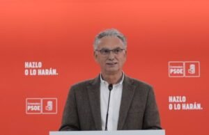 O dirigente do PSOE saiu do evento e destacou a distância do investimento de Guardiola: “nós representamos”