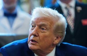 Trump assina lei que aprova quase 800 mil milhões de euros em gastos com defesa