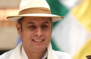 Edmand Lara ataca Rodrigo Paz: diz que “não merece um único peso” e insulta seu ministro