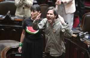 É um juramento vergonhoso que o Congresso recuse