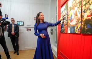 Machado apoiou exposição de flores do Nobel e confirmou orgulho de pessoa “corajosa”