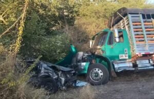 Referem-se a um professor falecido em acidente na rodovia Santa Marta-Barranquilla