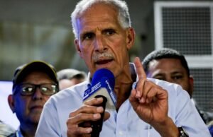 Nasry Asfura destacou a violência no Centro Logístico Eleitoral durante a contagem de minutos de desentendimento