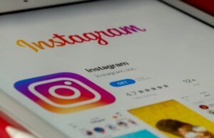 Meta começa a remover usuários australianos menores de 16 anos das redes sociais antes da proibição