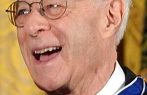 Norman Podhoretz, líder neoconservador e editor da revista Commentary, morreu aos 95 anos.