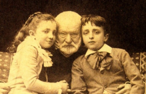 “A arte de ser avô”, o comovente e humorístico livro que Victor Hugo produziu dedicado aos seus dois netos
