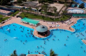 Descubra onde estão localizadas as 12 piscinas do clube Serpar em Lima: horários de funcionamento e preços