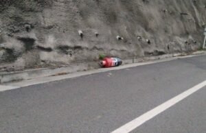 A estrada entre Cúcuta e Pamplona foi temporariamente fechada devido a dois cilindros abandonados