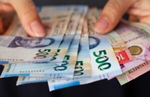 Polícia de Yucatán devolve 110 mil pesos a idoso na véspera de Natal
