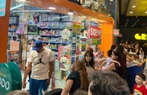 O final do ano é acompanhado pela redução do custo de vida e do risco do país, pelo crescimento verde do consumo e pelo progresso jurídico.