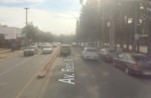 O carro de uma mulher foi roubado em Córdoba, com os filhos dentro e ela conseguiu salvá-los antes que o ladrão fugisse.