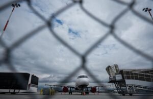 Companhias aéreas de todo o mundo estão anunciando cancelamentos e atrasos após o anúncio da Airbus