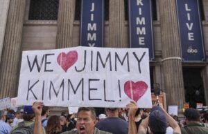 ‘Vencemos, o presidente perdeu’, disse Jimmy Kimmel em sua mensagem de Natal