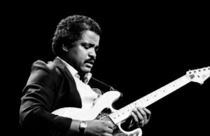 Phil Upchurch, que tocava guitarra com Donny Hathaway, morre aos 84 anos