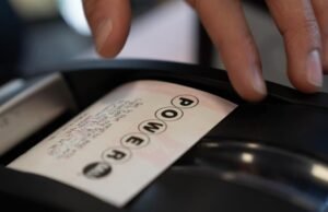 A Powerball da noite passada criou vários novos milionários, mas não houve vencedor bilionário