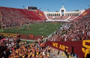 As Olimpíadas podem forçar o futebol da USC a jogar no Estádio SICI