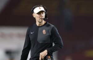 Lincoln Riley criticou Notre Dame por se recusar a jogar na USC