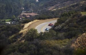 ‘A cobra’ a cobra Mulholland Hwy. Reabre após 6 anos