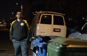 A batalha pelo estacionamento nas ruas de Los Angeles: um homem enfrenta a batalha pelos pedidos do Tiktok