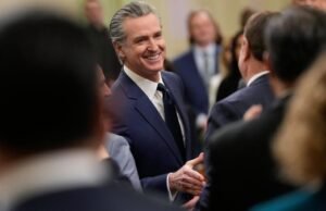 Newsom supera a ansiedade e a dislexia para fazer o melhor discurso sobre o Estado da União