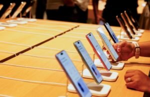 Qual é o preço do iPhone 17 Pro Max na Argentina com 0% de juros e quanto custa em outros países