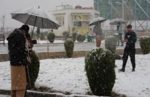 12 pessoas morreram devido à chuva e neve que atingiram o Afeganistão