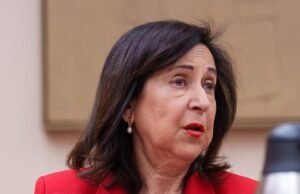 Robles informa o Congresso por uma hora sobre gastos com defesa e dotações da CNI