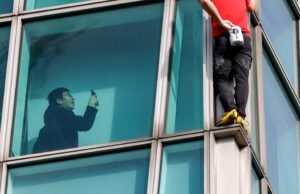 As impressionantes imagens deixadas pela histórica promoção de Alex Honnold ao Taipei 101