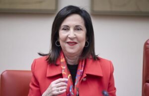 Robles desiste de enviar tropas espanholas à Groenlândia para missão de reconhecimento e aponta para o destacamento da OTAN.