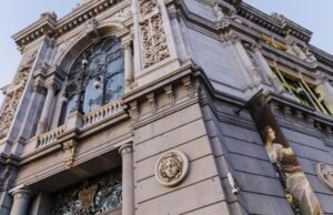 O Tesouro fatura 6.077 milhões em 6 e 12 meses e aumenta os lucros oferecidos aos investidores.