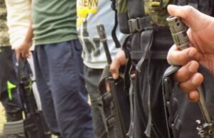 Um menor raptado em Catatumbo relatou que os opositores o obrigaram a gravar mensagens terroristas para outras crianças.
