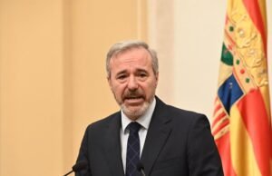 Azcón (PP) acusa Alegría de esquecer “o passado” e apela à “política pura” antes das “campanhas puras”