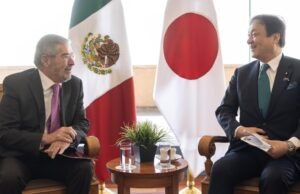 Juan Ramón de la Fuente reuniu-se com o Ministro das Relações Exteriores do Japão: estes são os temas que discutiram