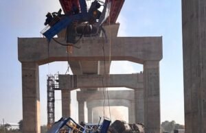Guindaste de construção bate em trem na Tailândia: pelo menos 25 mortos e 64 feridos