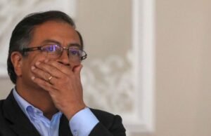 As 10 promessas educacionais não cumpridas pelo governo de Gustavo Petro e seus impactos para estudantes e bolsistas