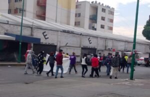 Protestos, acidentes e bloqueios em CDMX e Edomex hoje, 27 de janeiro: manifestantes bloquearam no dia 20 de novembro, no gabinete do prefeito de Xochimilco