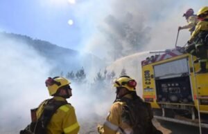 Drama em Chubut: o incêndio destruiu 40 mil hectares e membros da brigada do Chile juntaram-se ao fogo.