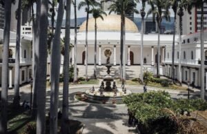 Os 14 jornalistas detidos na sessão de abertura da nova Assembleia Nacional da Venezuela foram libertados