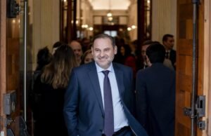 Ábalos optou por se aposentar por dúvidas sobre sua capacidade de receber indenizações do Congresso após deixar o cargo