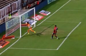 A incrível defesa por trás que salvou o Platense no início da segunda rodada do Torneio Apertura