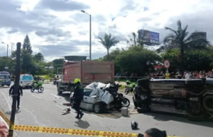Acidente espetacular que mata um: Rodovia Norte-Sul 68 permanece intacta