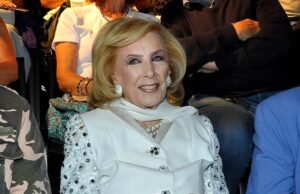 Mirtha Legrand visita teatro independente em Mar del Plata: “Merece ser dado”