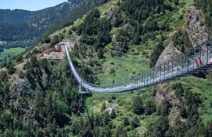 A ponte suspensa que desafia a gravidade de Andorra: é a segunda mais longa do mundo e oferece as melhores vistas dos Pirenéus