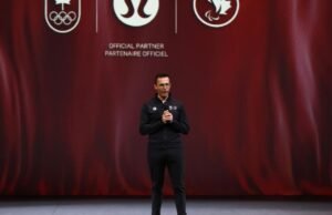 Lululemon culpa os clientes por leggings ‘baixas’ visíveis antes de puxá-las para baixo