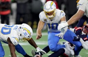 Justin Herbert e Chargers mais uma vez nos playoffs