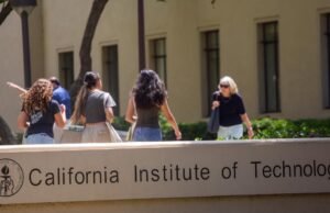 IA pode avaliar redações de admissão em faculdades