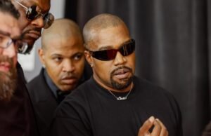 Ye, também conhecido como Kanye West, pede desculpas pelo comportamento antissemita no anúncio do WSJ