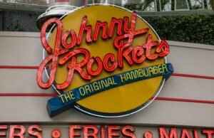 Pai de Johnny Rockets, Fatburger e Round Table em Los Angeles pede falência