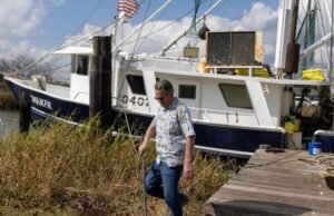 Pescador de camarões da Louisiana elogia o salário de Trump como vida industrial